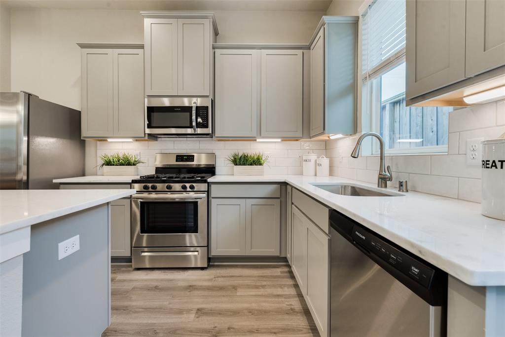 1738 Cove Crescent Court - Photo 1