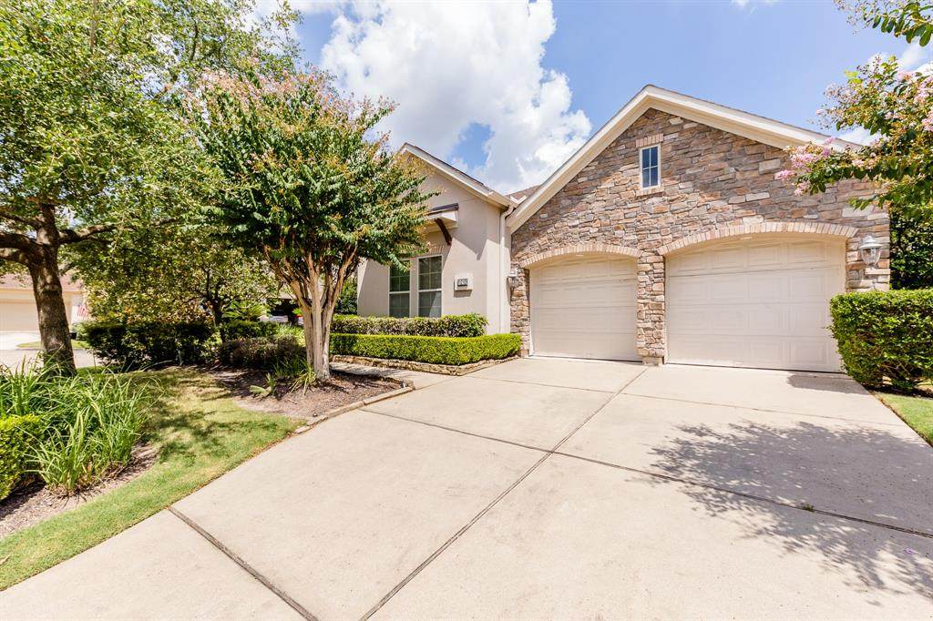 11210 St Laurent Lane - Photo 1