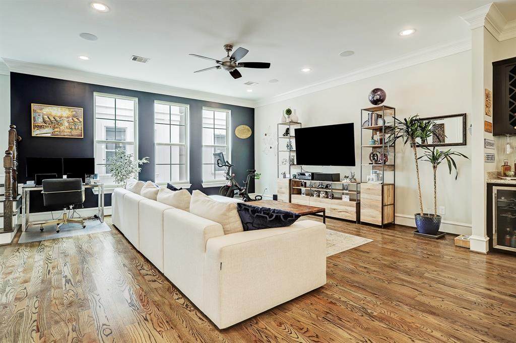 5226 Kiam Street - Photo 1