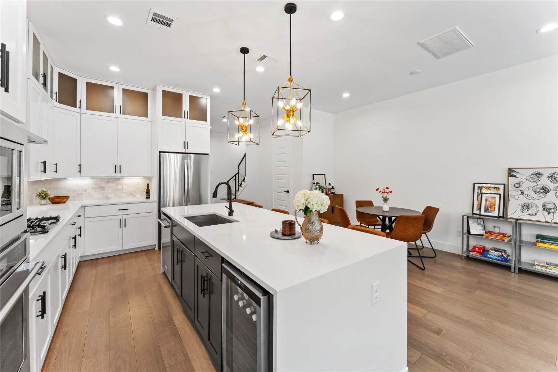 820 24th Street - Photo 1