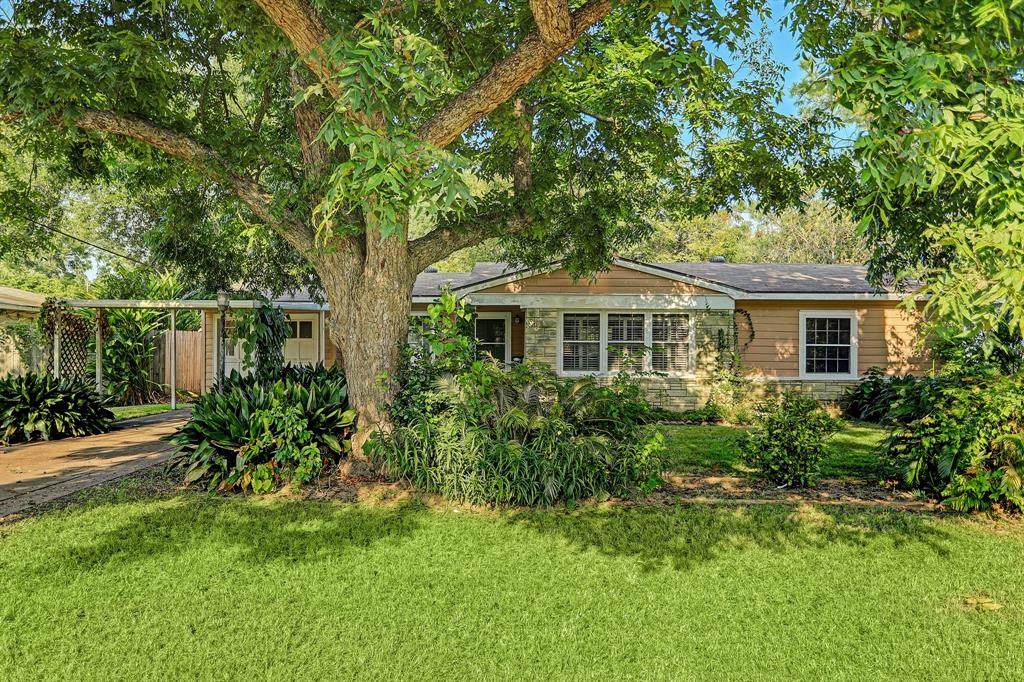 2211 Meadow Lane - Photo 1