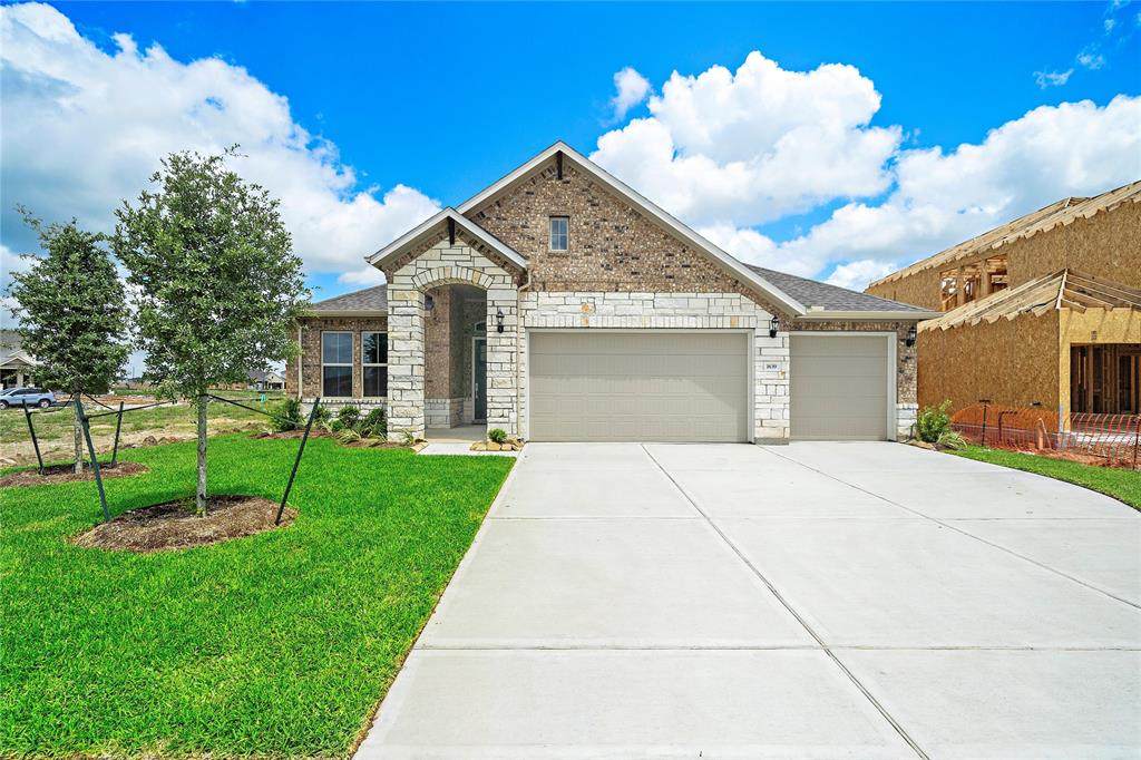 1639 Sequoia Run Drive - Photo 1