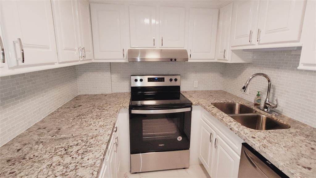 7520 Hornwood Drive - Photo 1