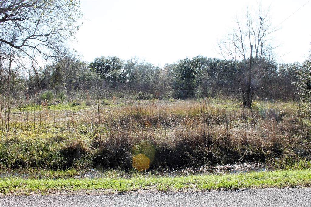 15605 Highway 6 - Photo 1