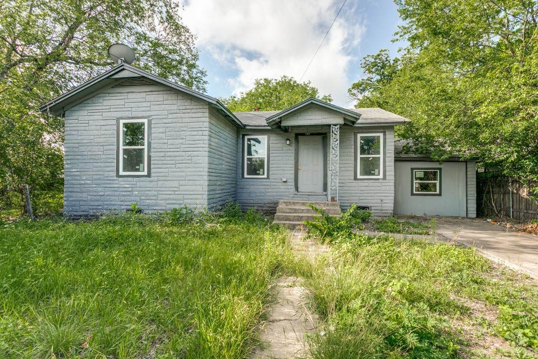 852 Gulf Street - Photo 1