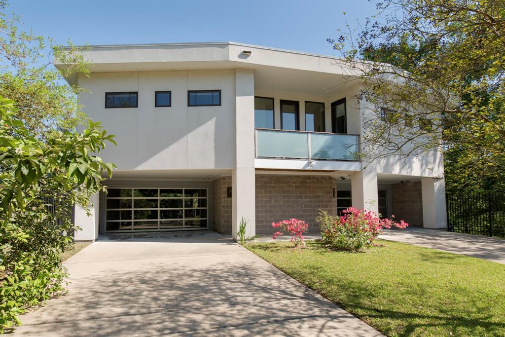 407 Goldenrod Street - Photo 1