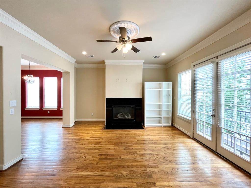 2815 Clinton Drive - Photo 1