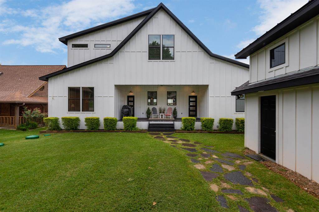 463 Sequoia Drive - Photo 1