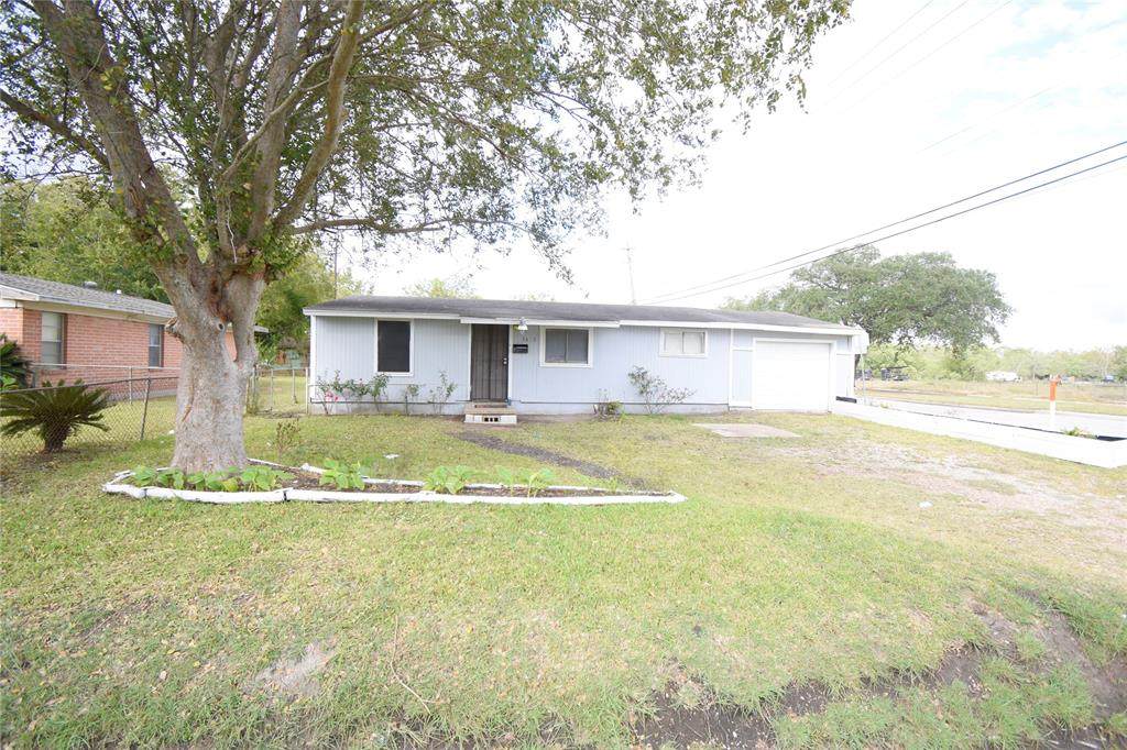 3637 Chimira Lane - Photo 1