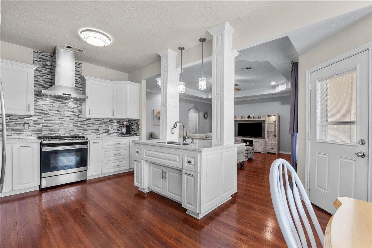 2817 32nd Avenue - Photo 1