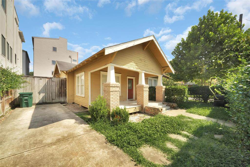 802 Willard Street - Photo 1