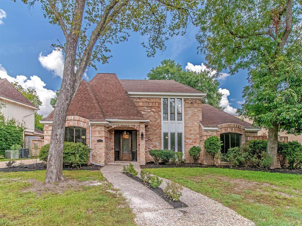 1110 Ivy Wall Drive - Photo 1