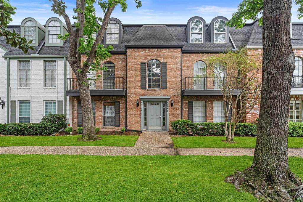 443 Post Oak Lane - Photo 1