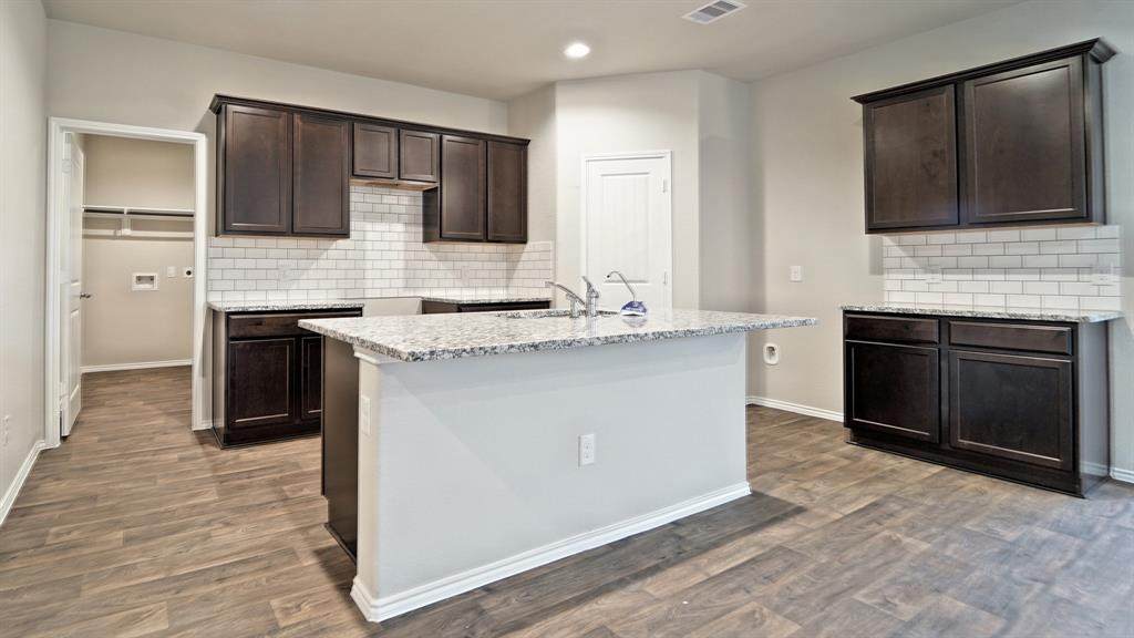 21110 Albany Landing Lane - Photo 1