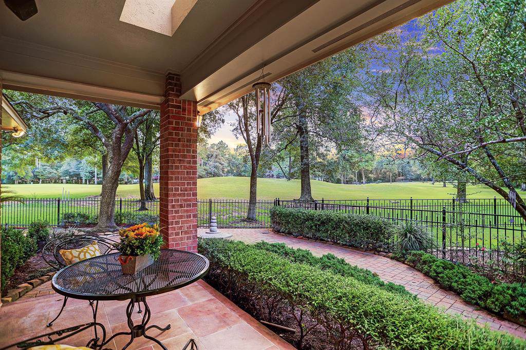 18 Crownberry Court - Photo 1