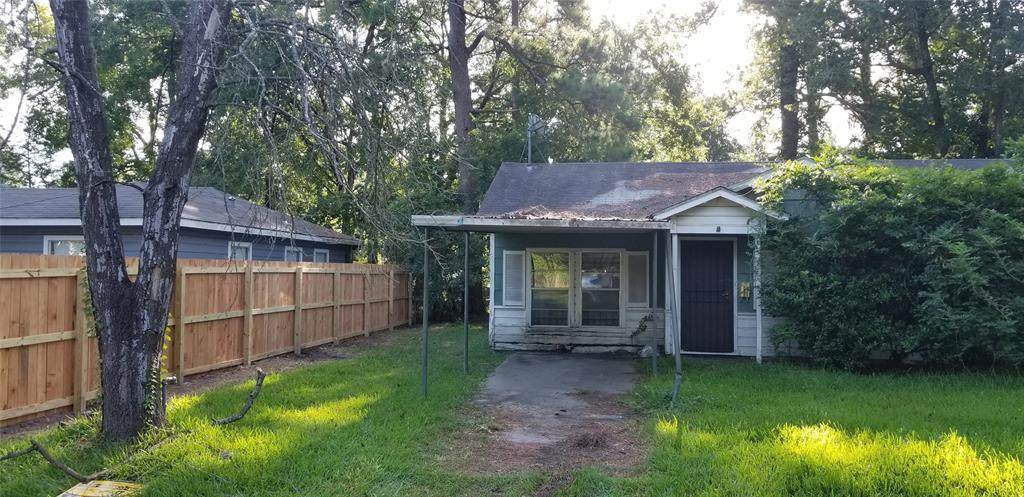 10510 Onslow Street - Photo 1