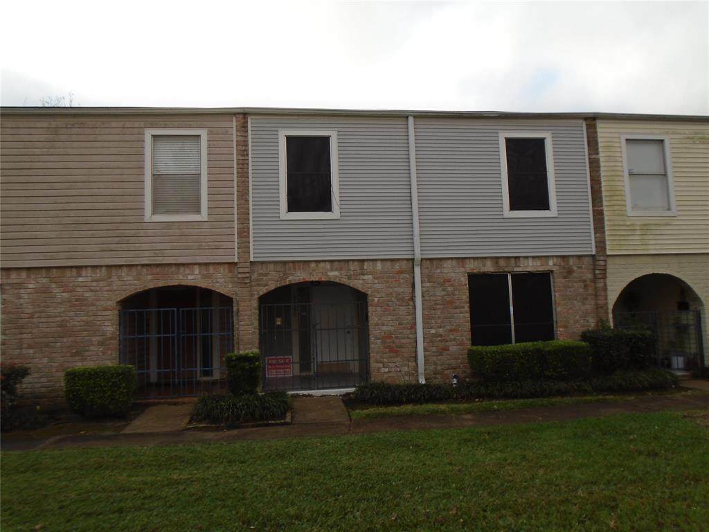 9066 Wilcrest Dr - Photo 1