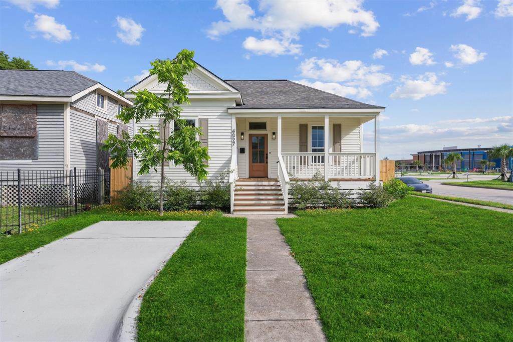 1512 41st Street - Photo 1