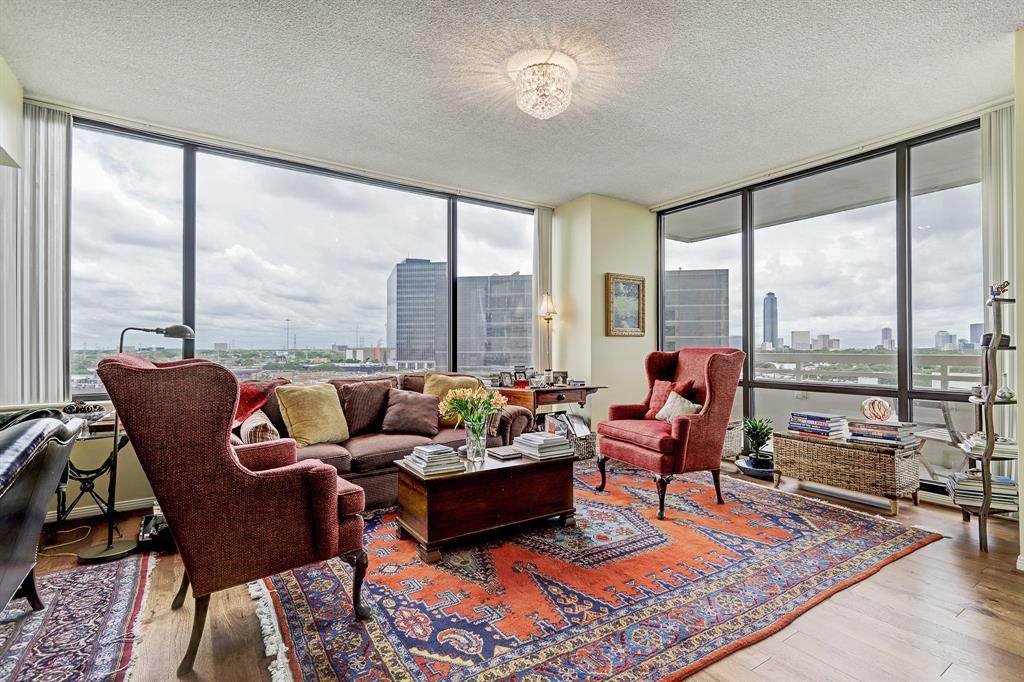 14 Greenway Plaza - Photo 1