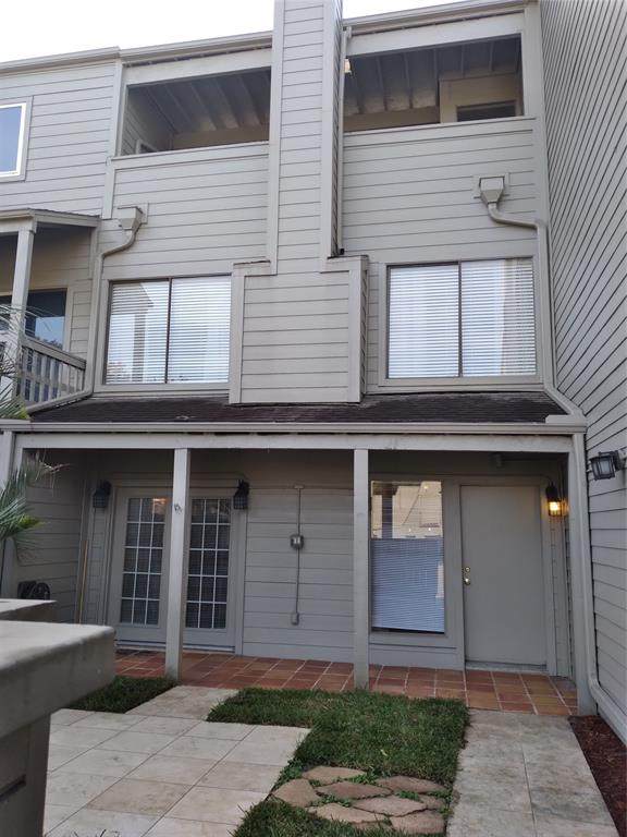 1529 Prairie Grove Drive - Photo 1
