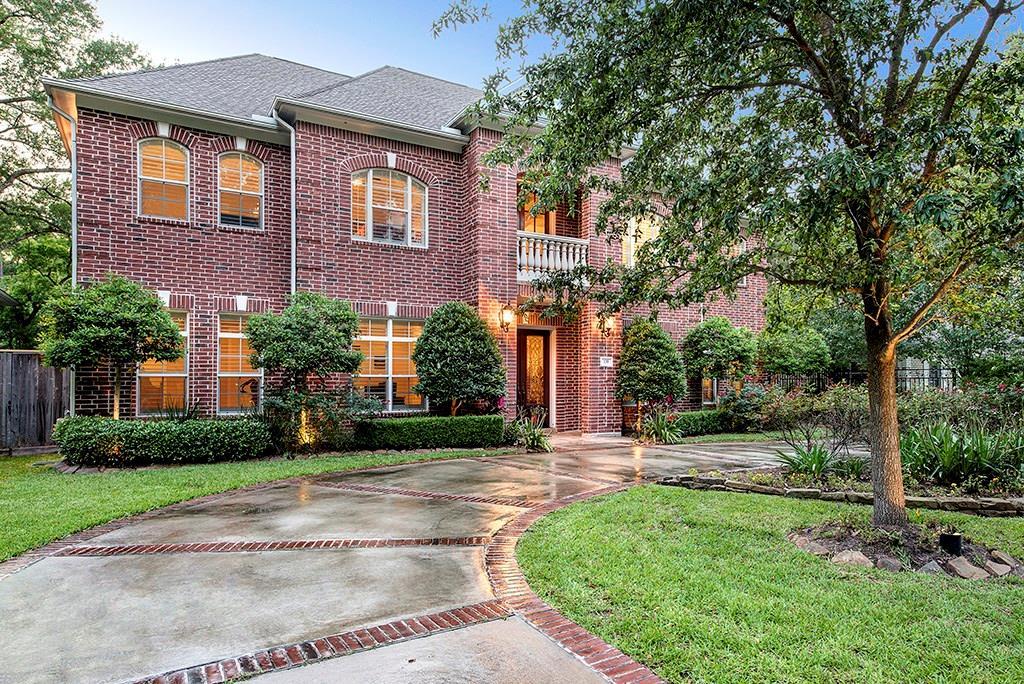 135 Haversham Drive - Photo 1