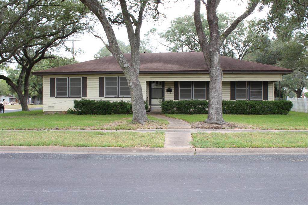 301 Strand Street - Photo 1