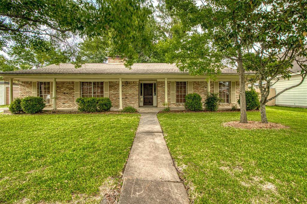 10710 Meadow Lake Lane - Photo 1