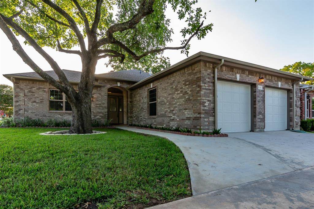 11285 Riverview Way - Photo 1