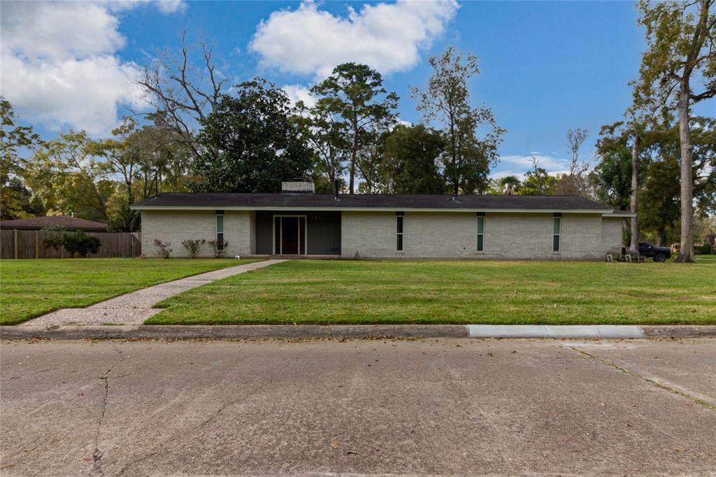 21 Little John Lane - Photo 1