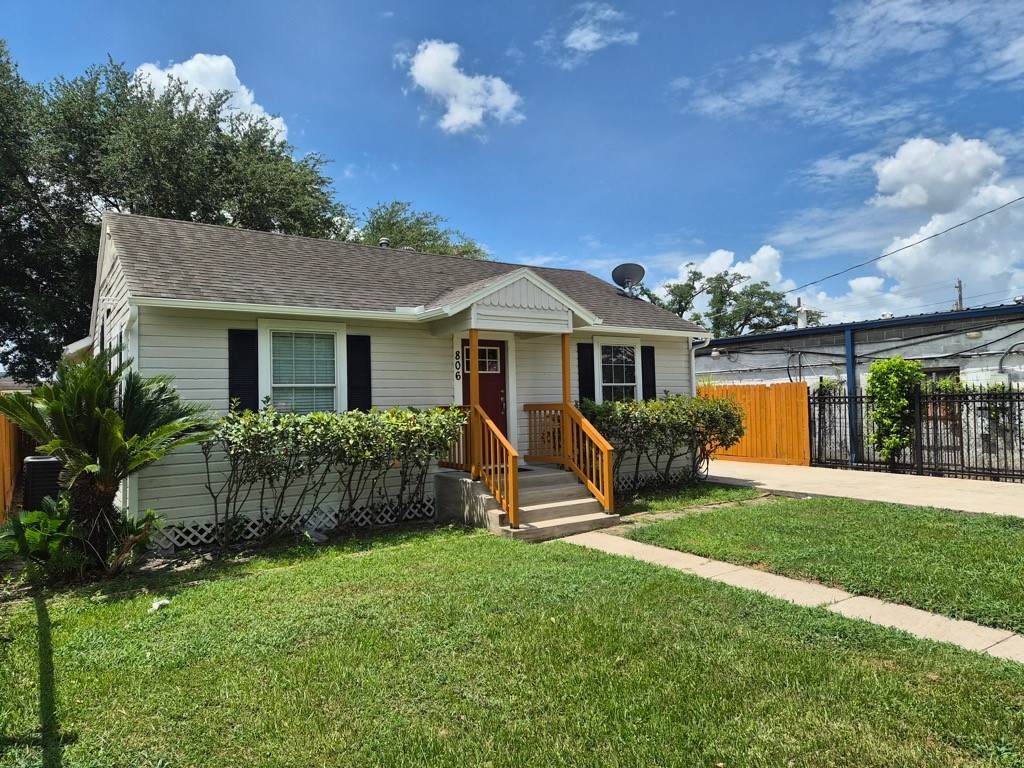 806 Gale Street - Photo 1