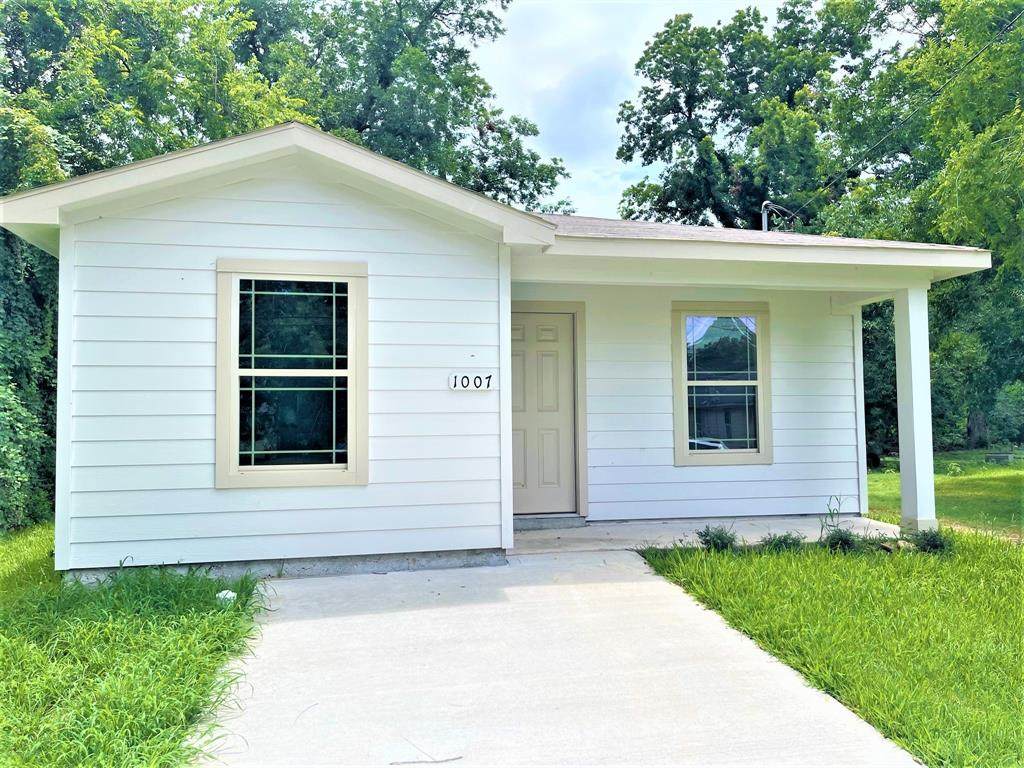 1007 Milam Street - Photo 1