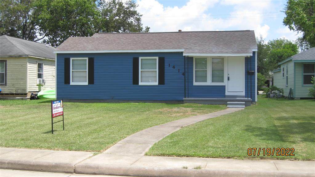 1414 8th Street - Photo 1