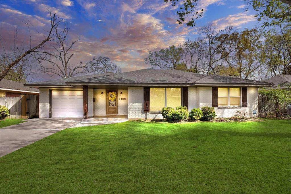 6218 Indigo Street - Photo 1