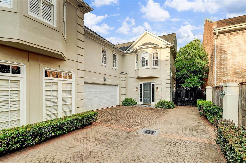 1225 Nantucket Drive - Photo 1