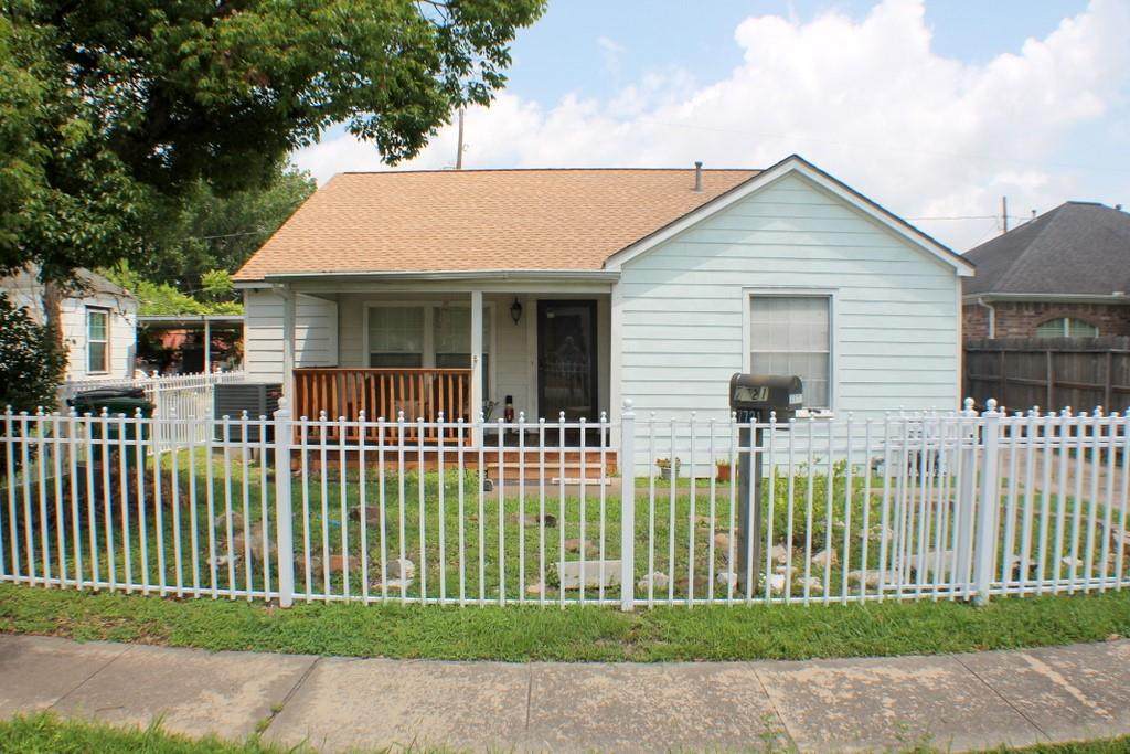 7721 Brumblay Street - Photo 1