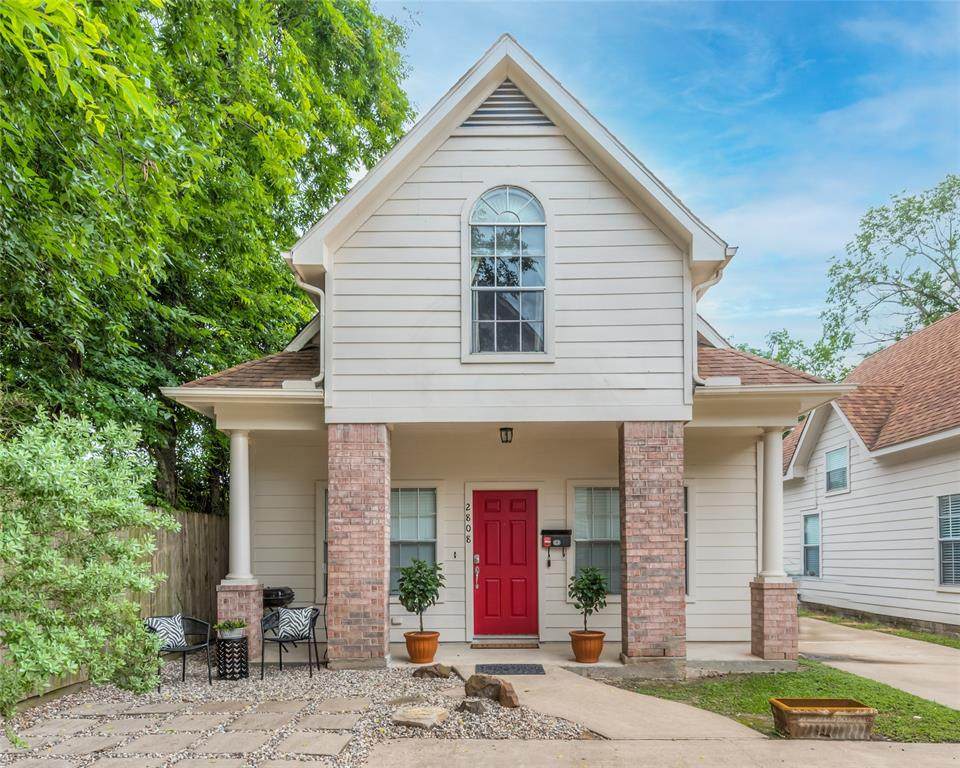 2808 Austin Street - Photo 1