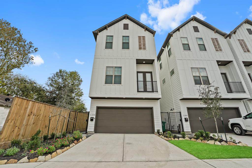 1108 Brooks Street - Photo 1