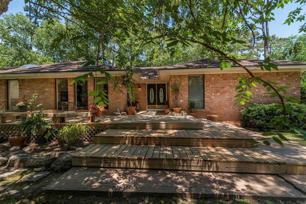 907 Myrtlewood Drive - Photo 1