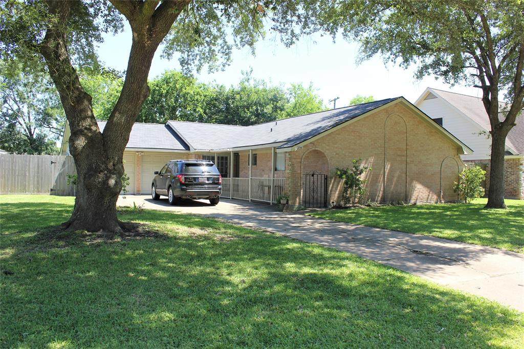 2116 Savanna Court - Photo 1