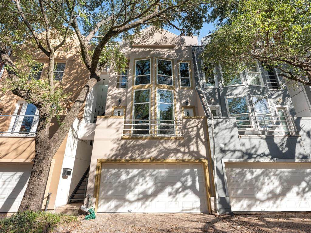 204 Marshall Street - Photo 1