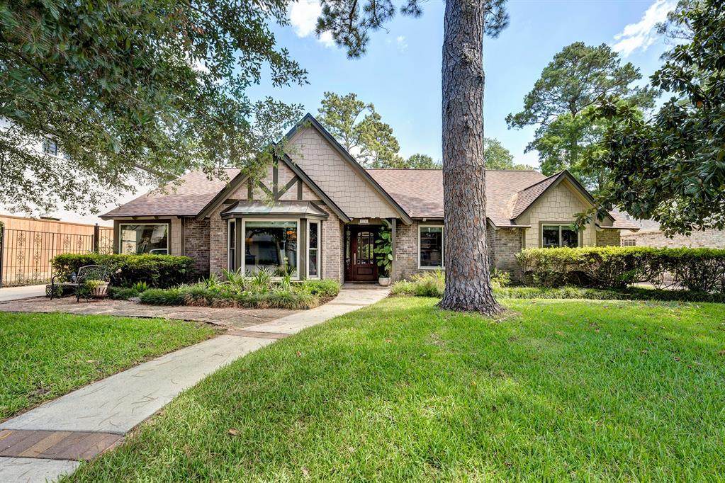 13710 Barryknoll Lane - Photo 1