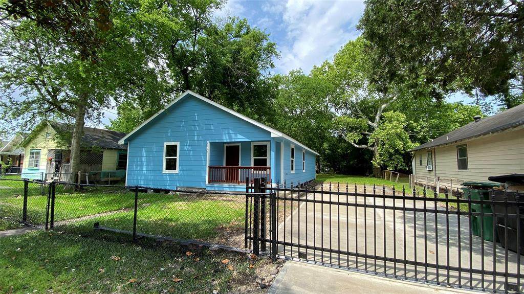 6129 Bobby Burns St Street - Photo 1