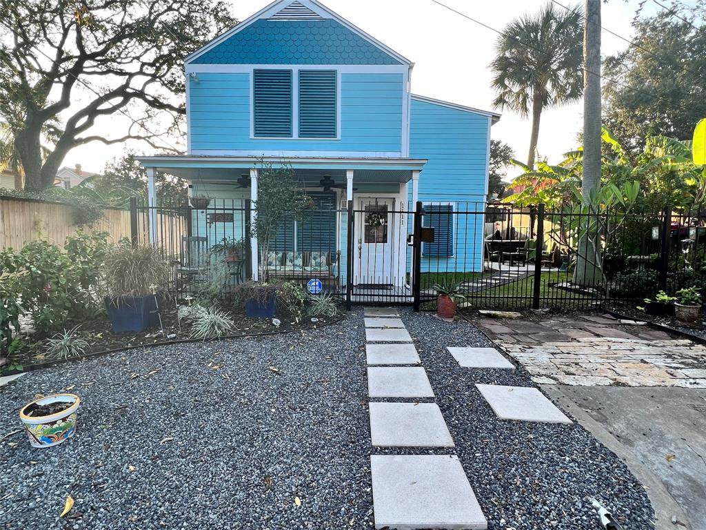 1111 15th Street - Photo 1