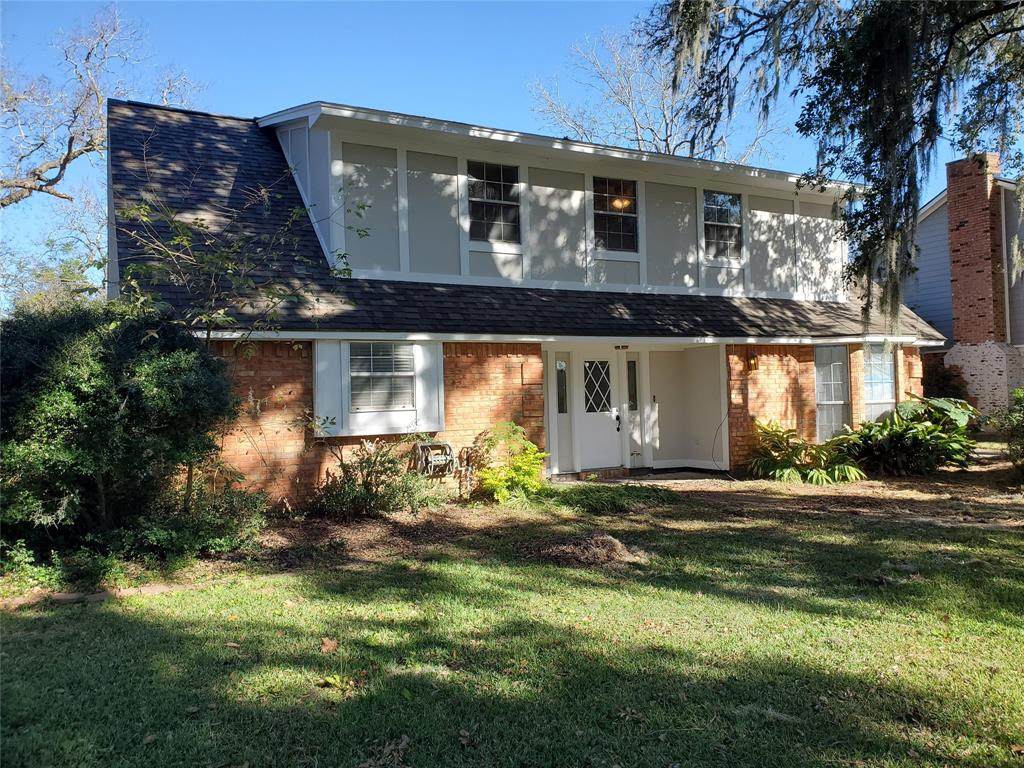112 Driftwood Drive - Photo 1