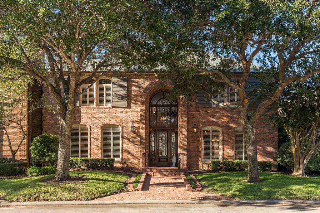 5 Heritage Oak Court - Photo 1