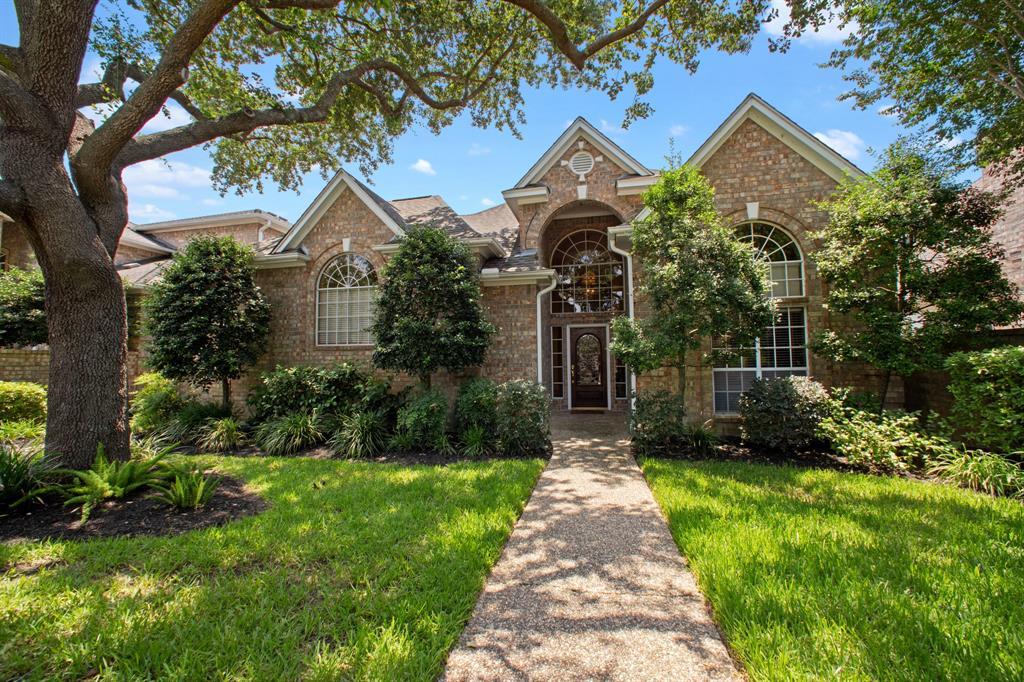 5039 Huntwick Parc Court - Photo 1