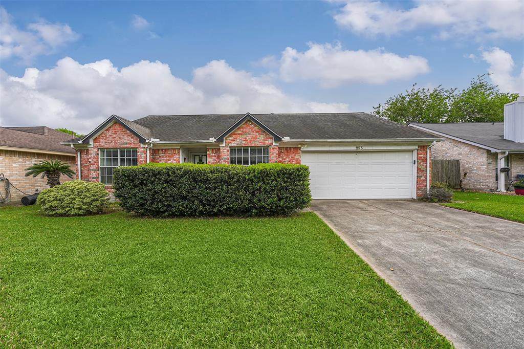 905 Shadow Creek Drive - Photo 1