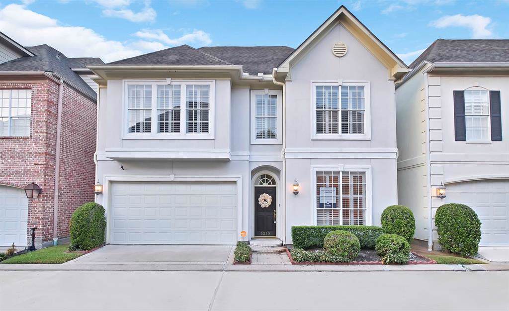 3230 Pemberton Circle Drive - Photo 1