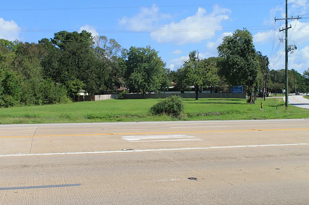 18410 Highway 105 - Photo 1
