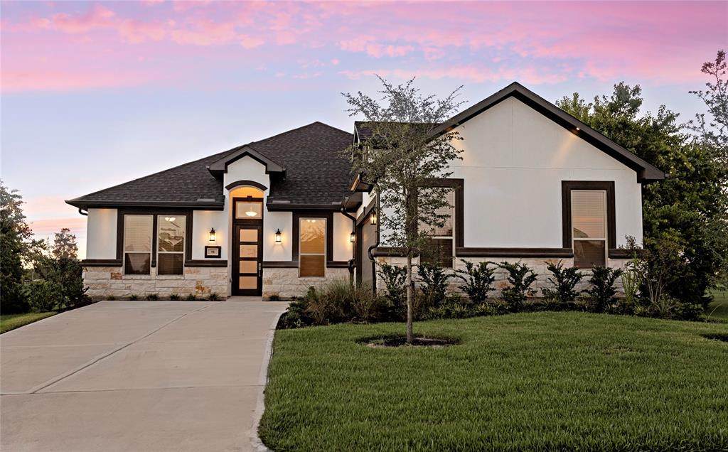 90 Bermuda Circle - Photo 1